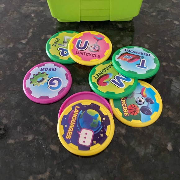 VTECH LIL COGSLEY LEARNING ROBOT 29 REPLACEMENT CHIPS TOKENS DISC ELECTRONIC - Picture 2 of 2